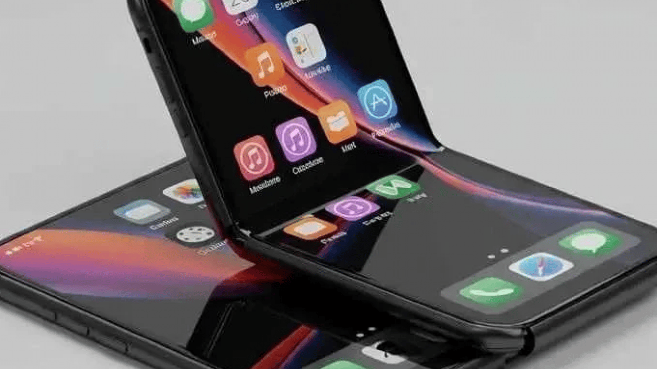 Foto - Merakla bekleniyordu: Katlanabilir iPhone görücüye çıktı!