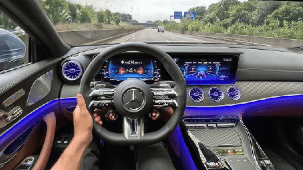 Foto - Mercedes-Benz bu araçlarını geri çağırdı! Lüks modellerde 'ekran' krizi