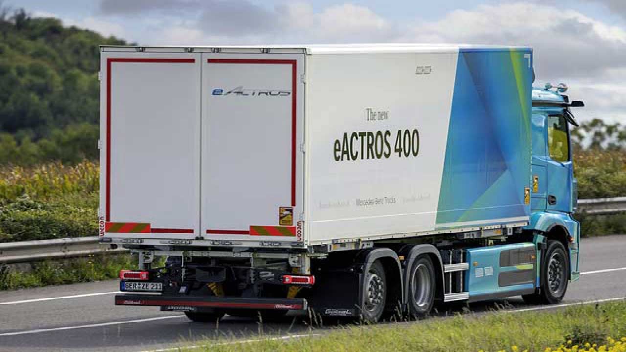 Foto - Mercedes, eActros 400 ile elektrikli ağır taşımacılıkta vites yükseltti