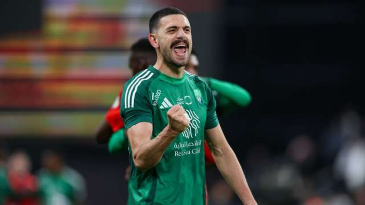 Foto - Merih Demiral’ı açıklayan Hakan Safi’ye büyük şok! Resmen ne yapacağını şaşırdı