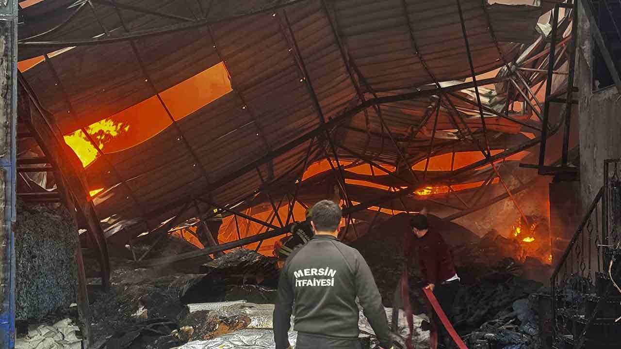 Foto - Mersin'de çok büyük yangın