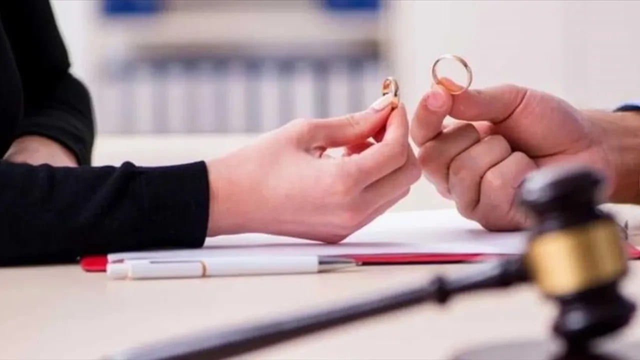 Foto - Mesajı ve çağrıları cevaplamamak boşanma sebebi İstersen cevap verme