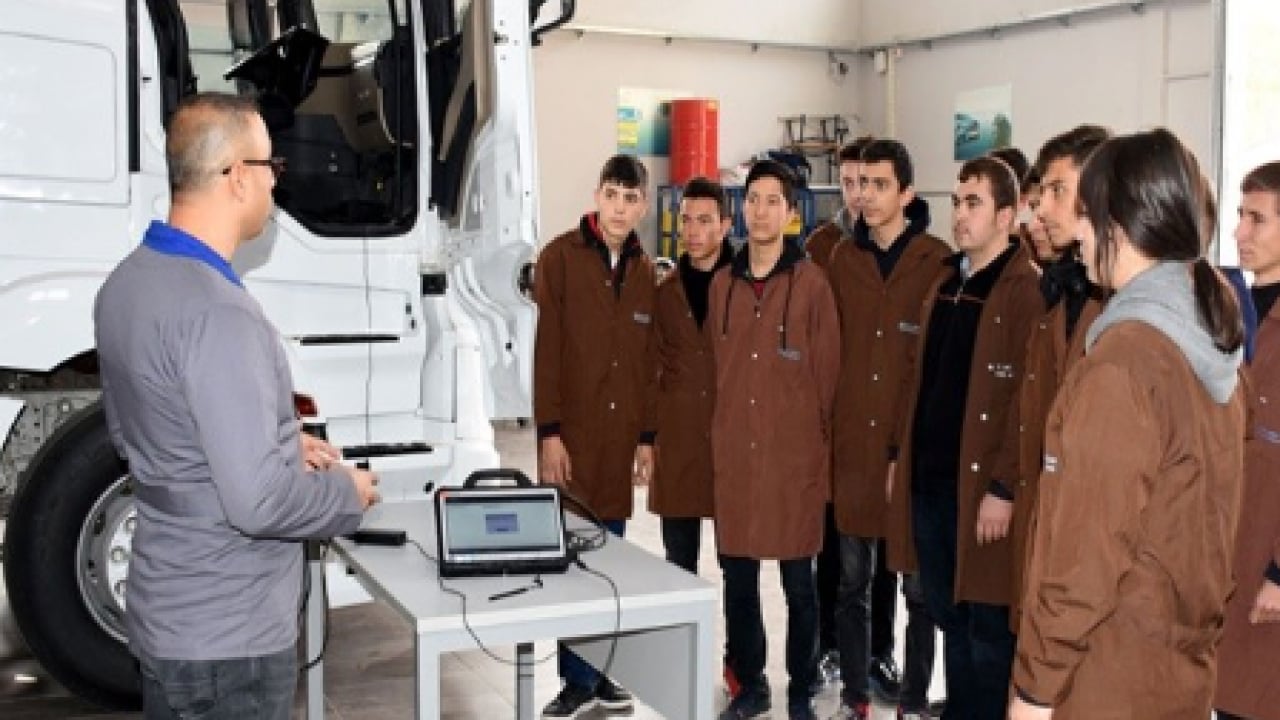 Foto - Meslek lisesine büyük yöneliş: Gençlik üretime akın ediyor