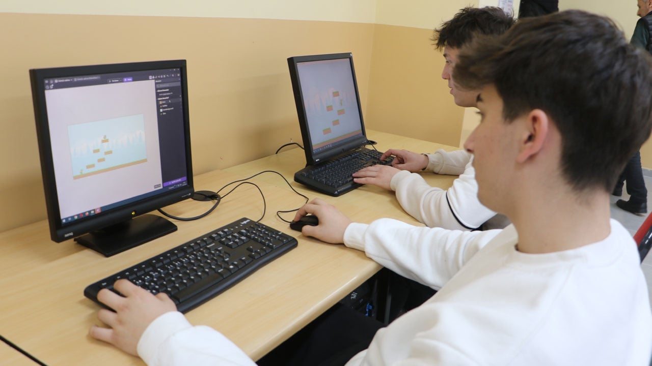 Foto - Mesleki eğitimde rekor ciro! Okullarda 295 milyon liralık üretim