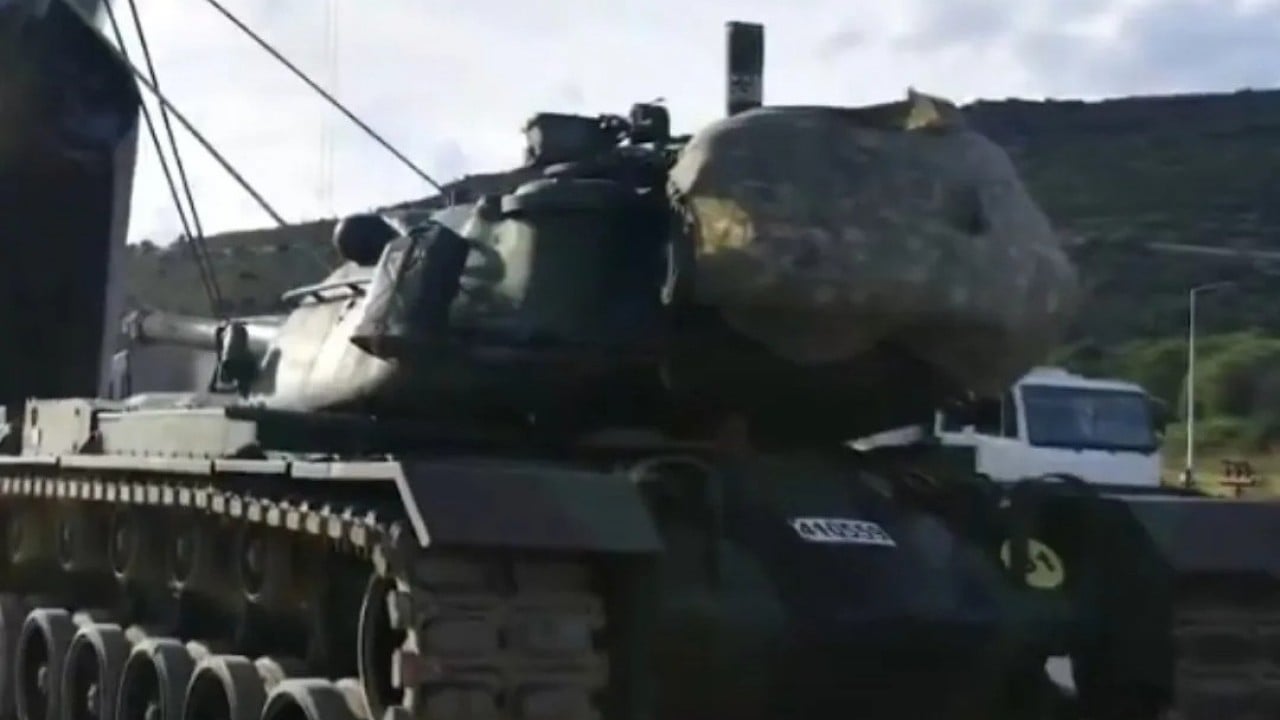 Foto - Mete Yarar 'burası çok kritik' diyerek canlı yayında açıkladı: Türk helikopterleri, İHA'lar, tanklar ülkeye girdi