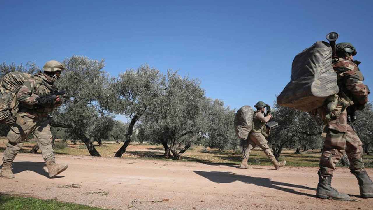 Foto - Mete Yarar 'Türkiye elit askeri birliklerini oradan çekecek' diyerek duyurdu: Görün bakın neler olacak