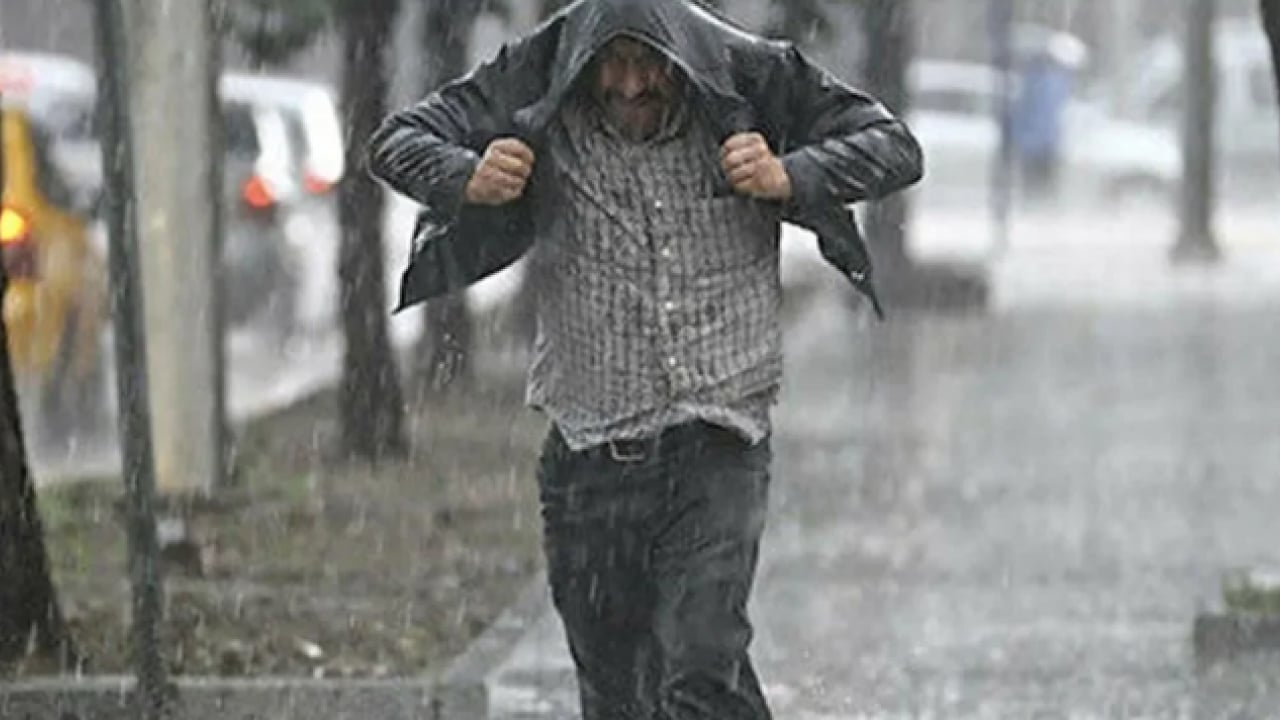 Meteoroloji hem tarih verdi hem uyardı: Dikkat! Sağanak yağışlar geri geliyor