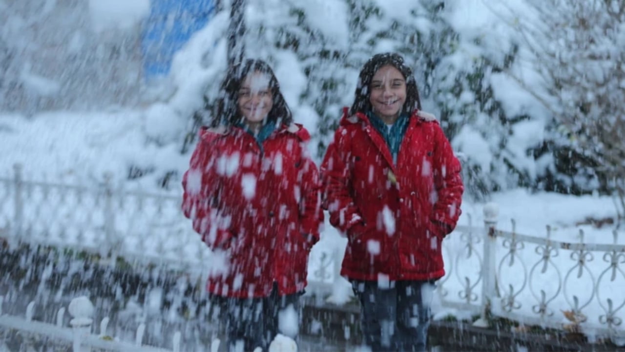 Foto - Meteoroloji’den kırmızı alarm! Çok kuvvetli geliyor: Bu iller için saat verildi, fena vuracak