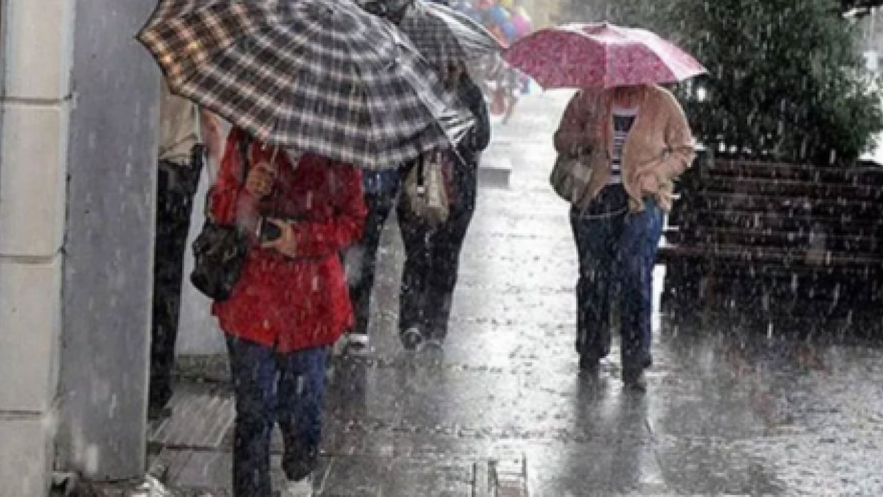 Foto - Meteoroloji’den ‘sarı’ kodlu uyarı: 14 ilde kar ve sel alarmı