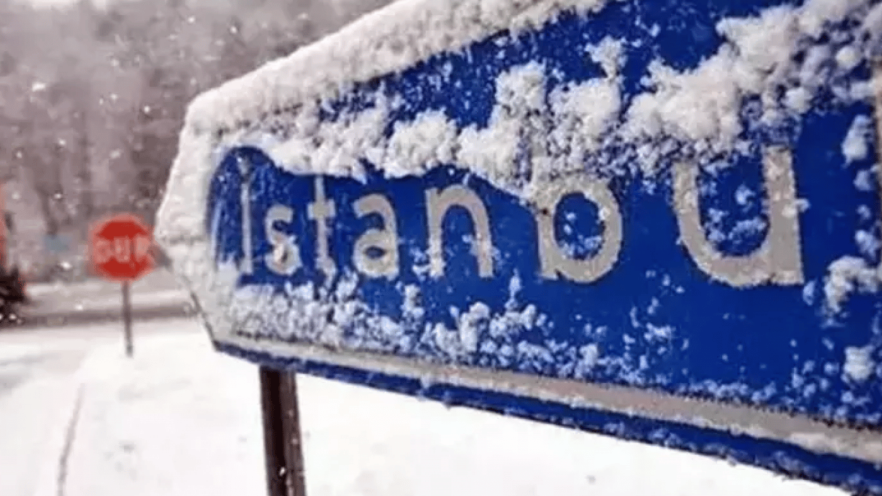Foto - Meteoroloji’den son dakika raporu: İstanbul için kuvvetli kar uyarısı! Bu gece sıcaklıklar 10 derece düşüyor