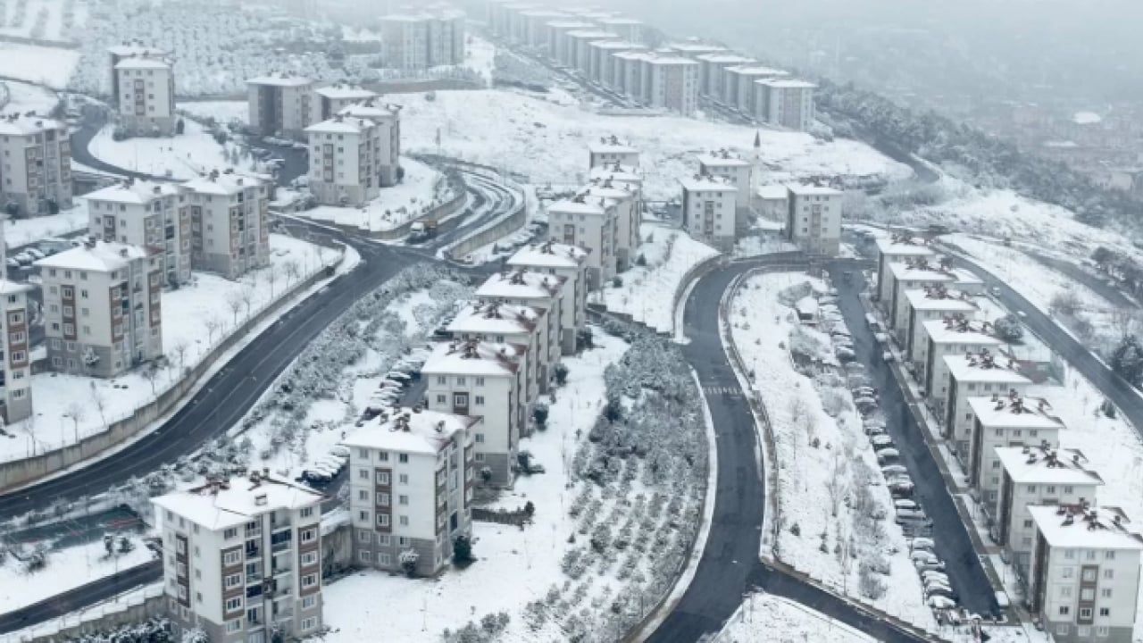 Meteoroloji’den yeni açıklama! İstanbul'da kar yağışı devam edecek mi?