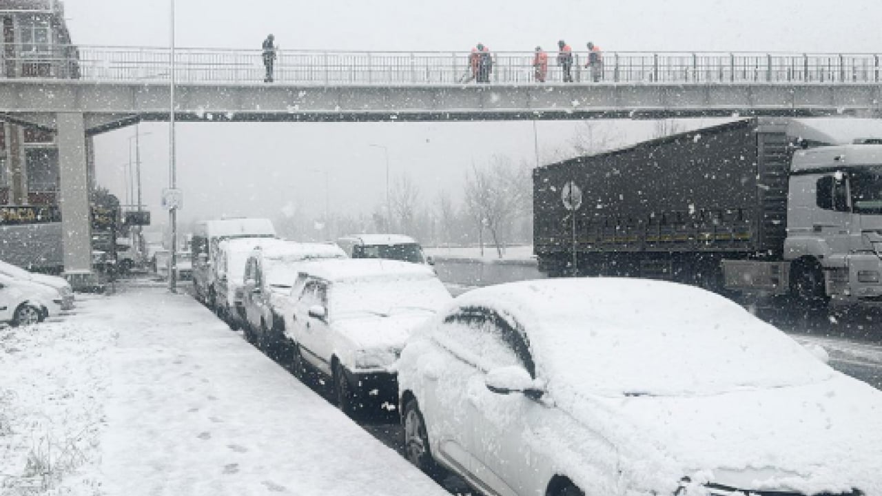 Foto - Meteorolojiden yeni uyarı geldi: Kar geri dönüyor!