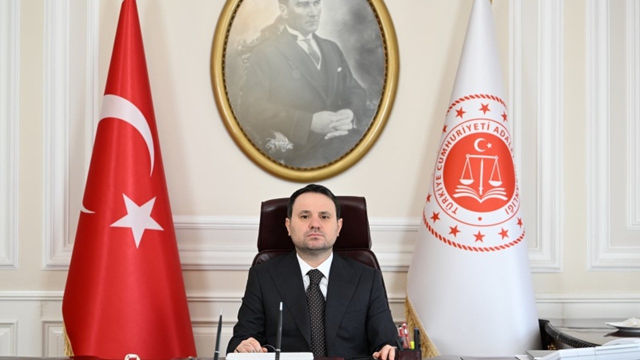 Foto - Metin Külünk’ten çarpıcı açıklamalar: Bunlar Erdoğan’ın sırtındaki kambur! AK Parti, bu derebeylerinden bir an önce kurtulmalı