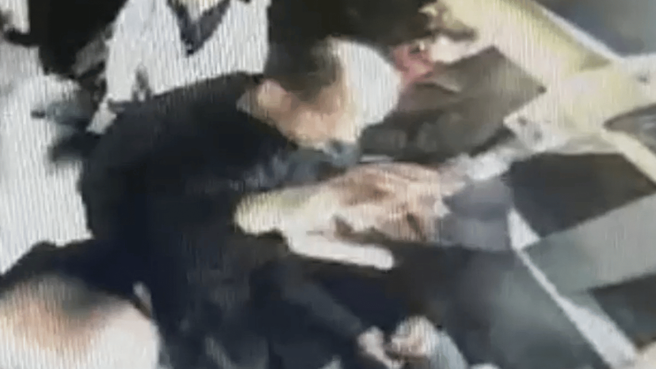 Foto - Metrobüste sim kart detayı Aynur'un katilinin yeni görüntüleri çıktı