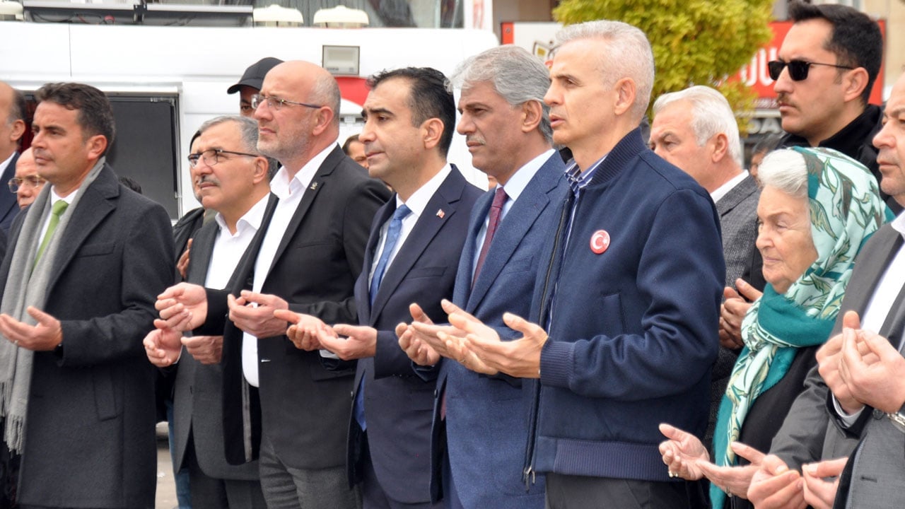 Foto - Mevlana için anlamlı tören! 752’nci Vuslat Yıl Dönümü yürüyüşle başladı