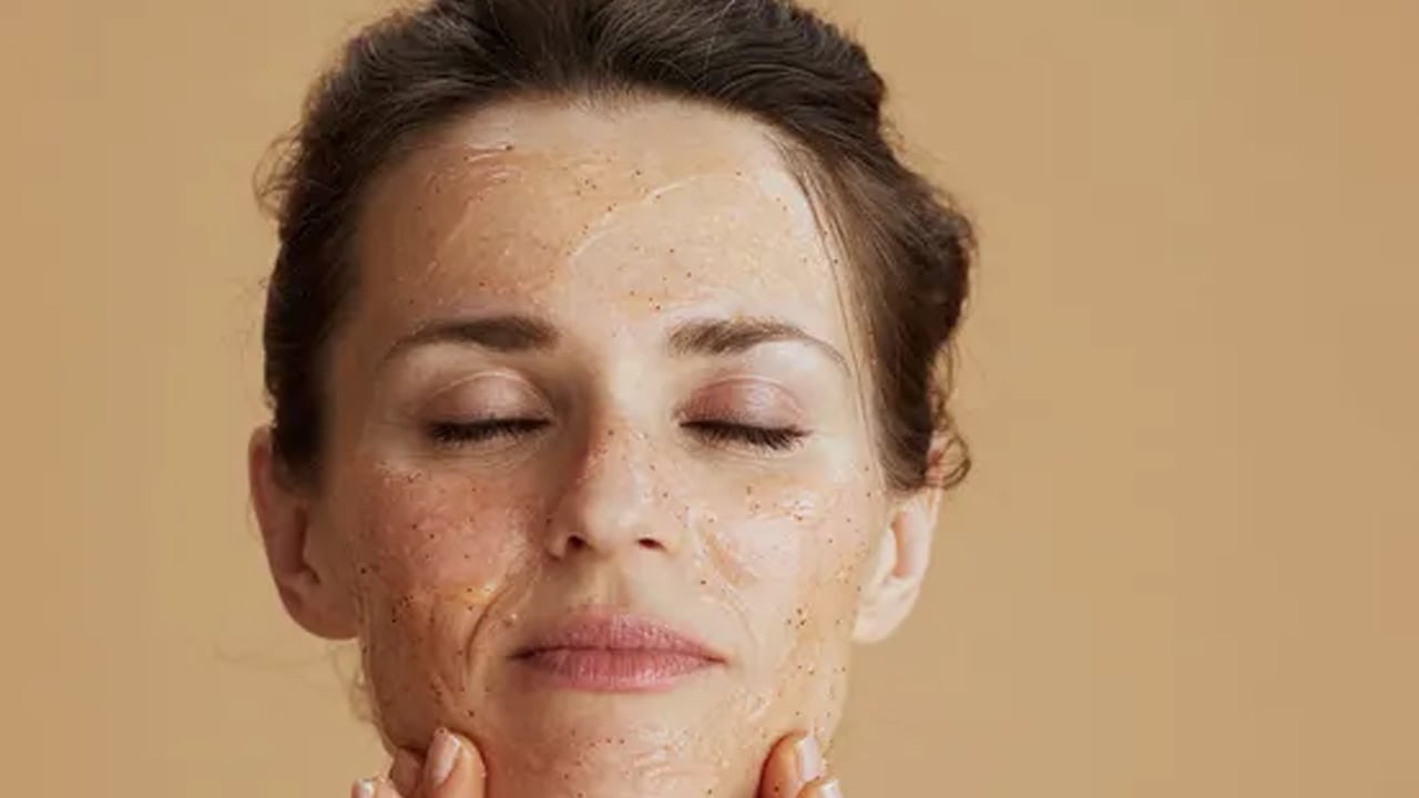 Foto - Eczacı Yeşil, 'Yüzüme asla sürmem' diyerek duyurdu