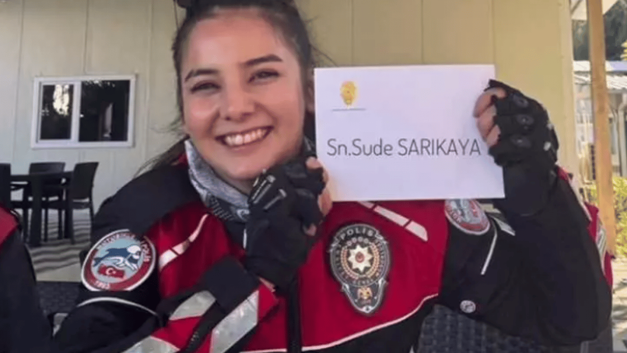 Foto - Mezarlıkta skandal görüntü ortaya çıktı: Acılı anne isyan etti!