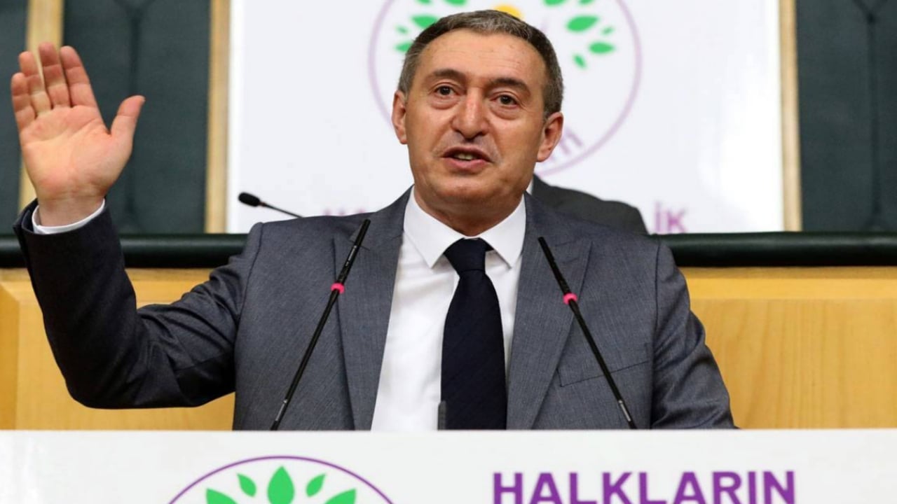 Foto - MHP-DEM hattında ipler gerildi! Bahçeli’ye "kuru temizlemeci" diyen Tuncer Bakırhan’a sert cevap