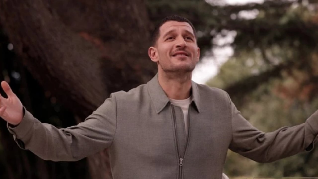 Foto - MHP Lideri Devlet Bahçeli tebrik etmiş, Bozkurt figürü hediye etmişti: Oyuncu Uraz Kaygılaroğlu'nun yeni mesleği...