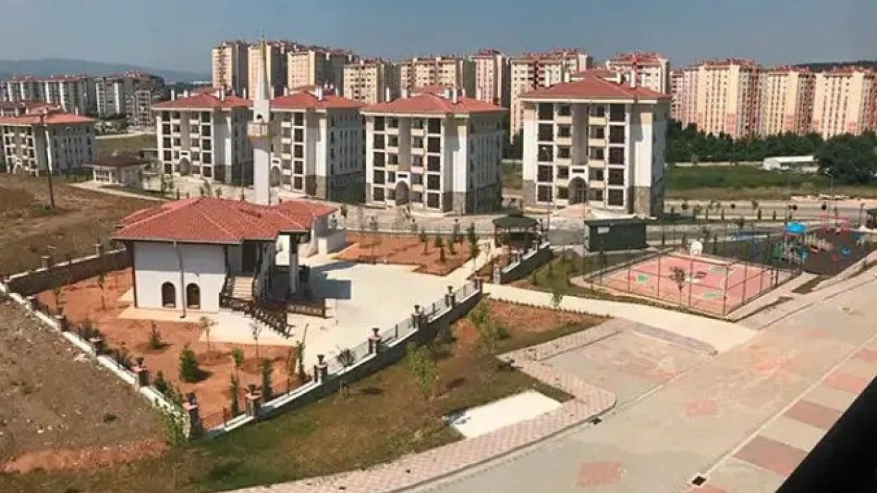 Foto - MHP, TBMM’ye kanun teklifi verdi Emekliye faizsiz konut