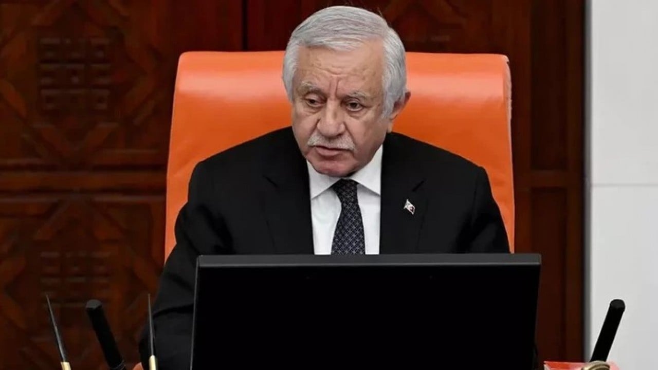 Foto - MHP'li isimden AK Partili vekillere sitem: Hayret, ayıp ya...