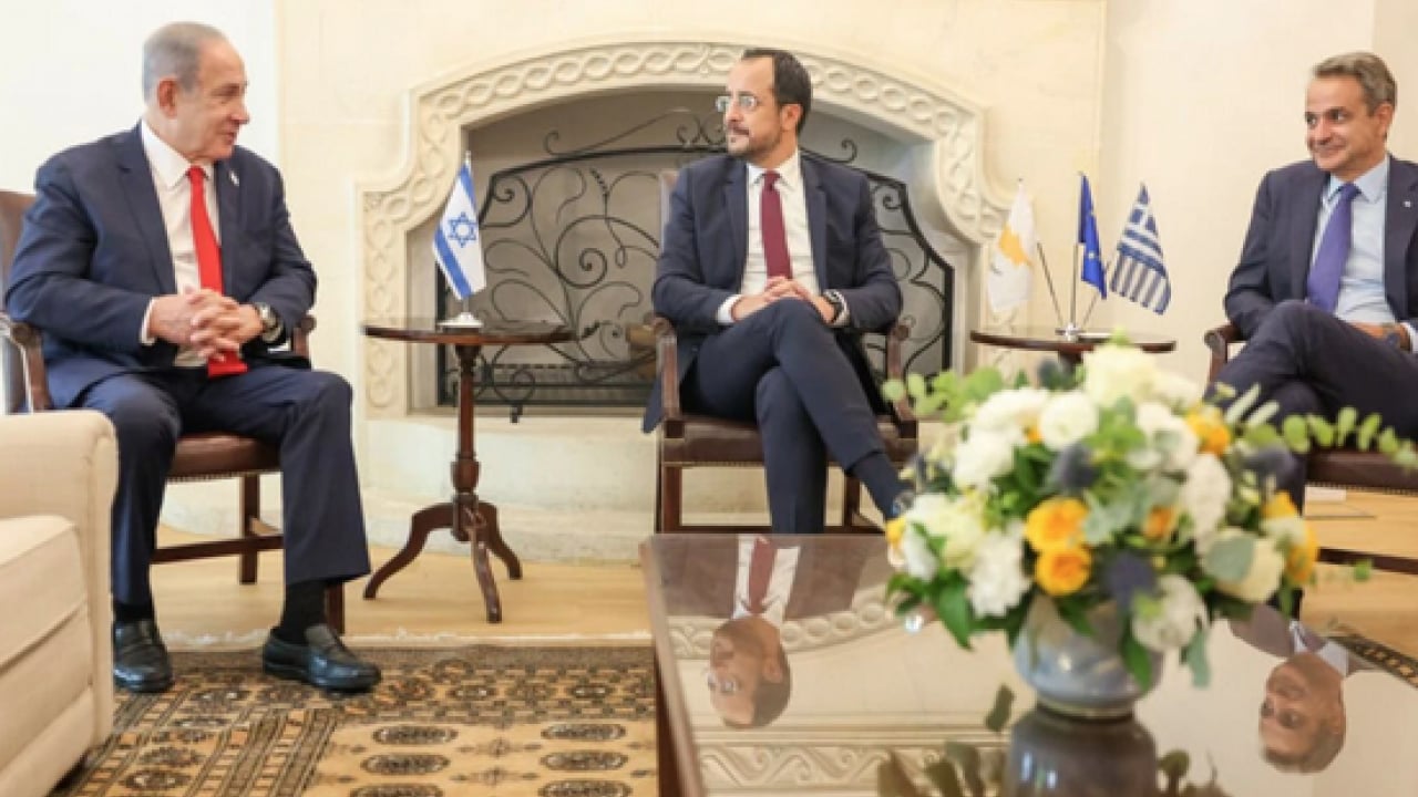 Foto - Miçotakis'e ağır balyoz kendi uzmanından geldi: Yunanistan Batı'nın gazına geliyor