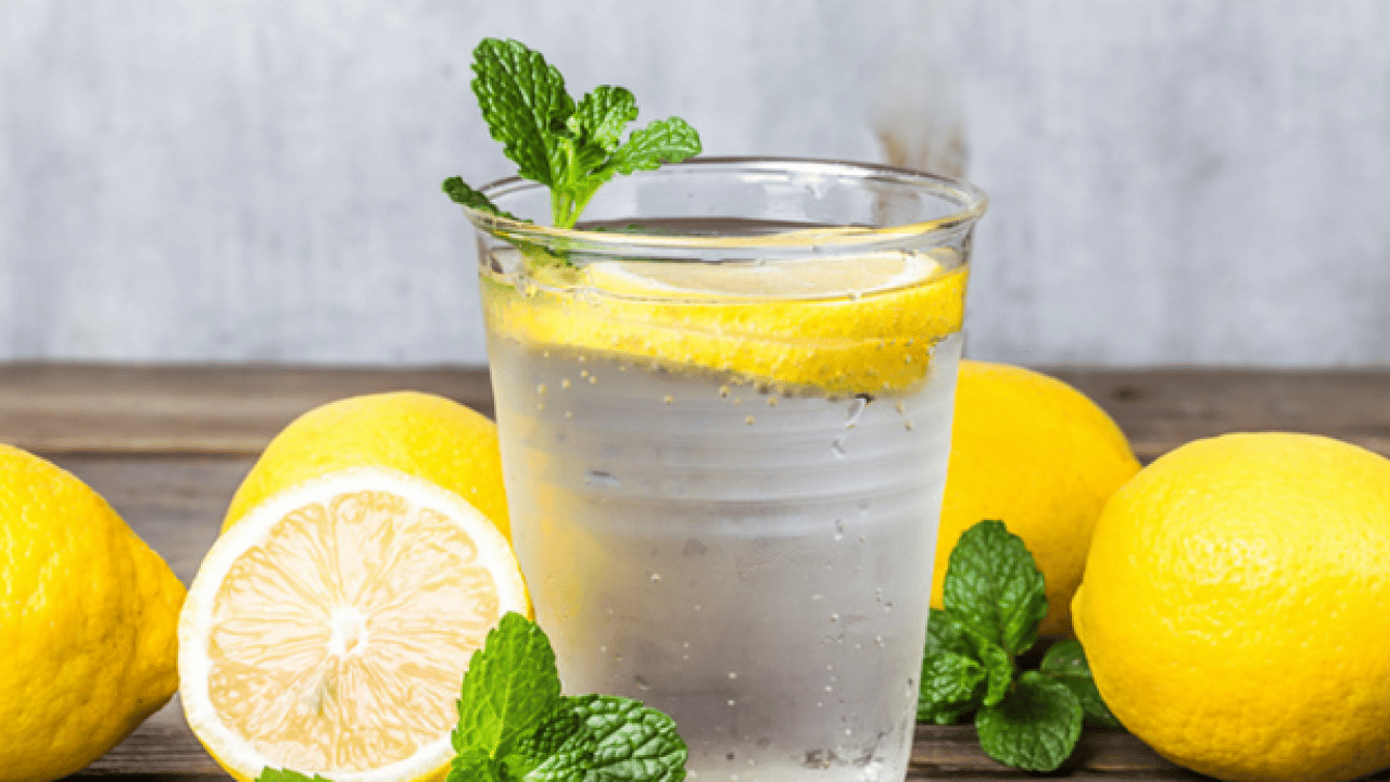 Foto - Mideyi delmiyor, koruyor! Yemekten sonra bir şişe... Faydalarını mutlaka öğrenmelisiniz!