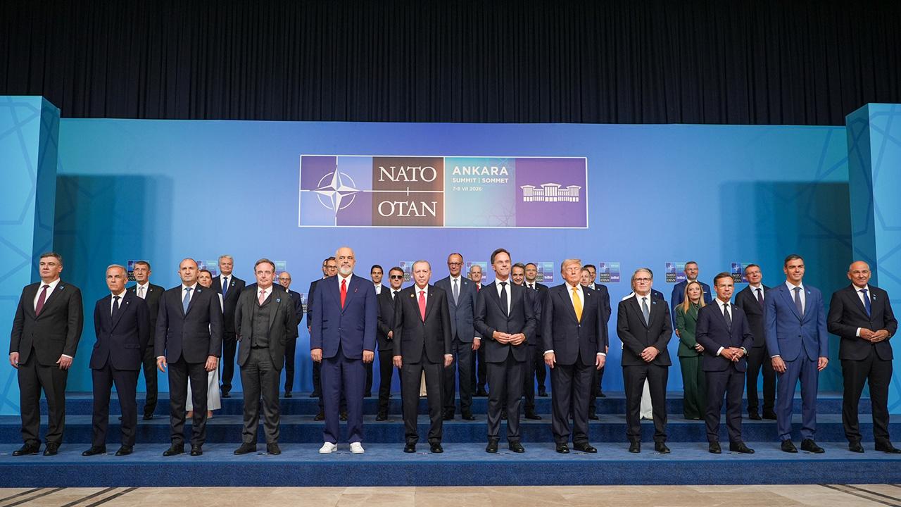 Foto - Milli dron NATO Zirvesi'nde başarıyla görev yaptı! 5 yılda 40 milyar dolar yatırım öngörülüyor 