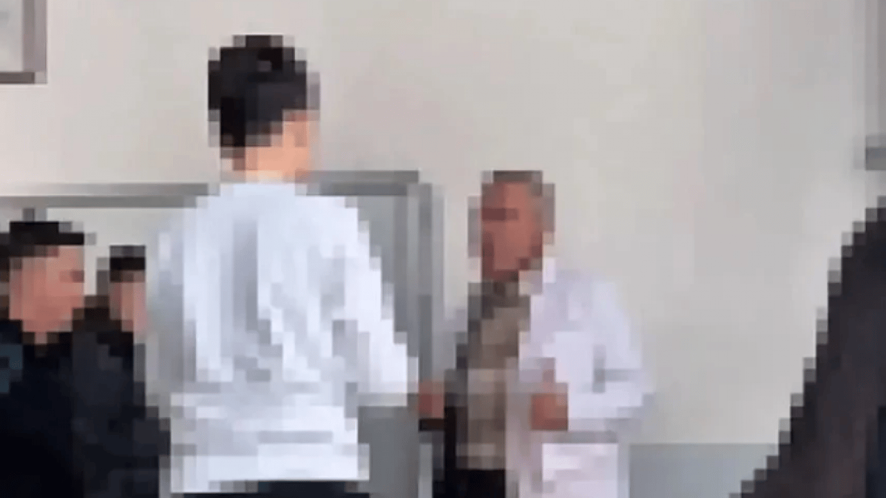 Foto - Milli Eğitim Bakanlığı harekete geçti! Lisede öğretmene skandal hareket