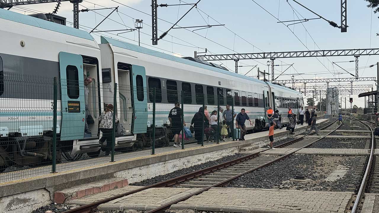 Foto - Milli Elektrikli Tren yeni hattında sefere başladı