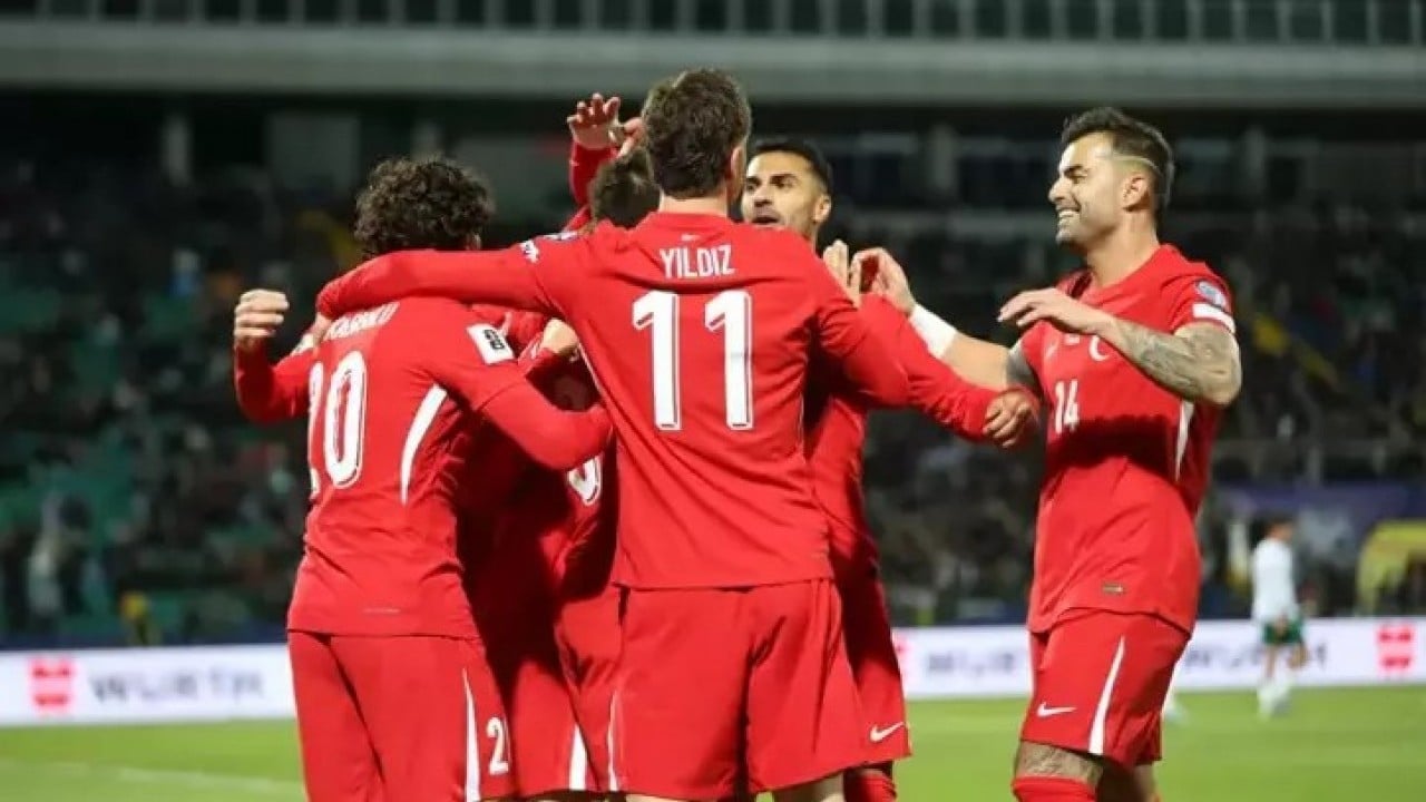 Foto - Milli formanın bedeli metrekareyle ölçülecek! Futbolculara verilen vaat tartışmalara neden oldu