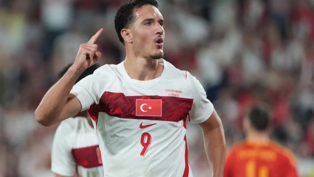  Milli futbolcu Deniz Gül'ü transfer etmek için harekete geçtiler! Rotayı Portekiz'e çevirdiler