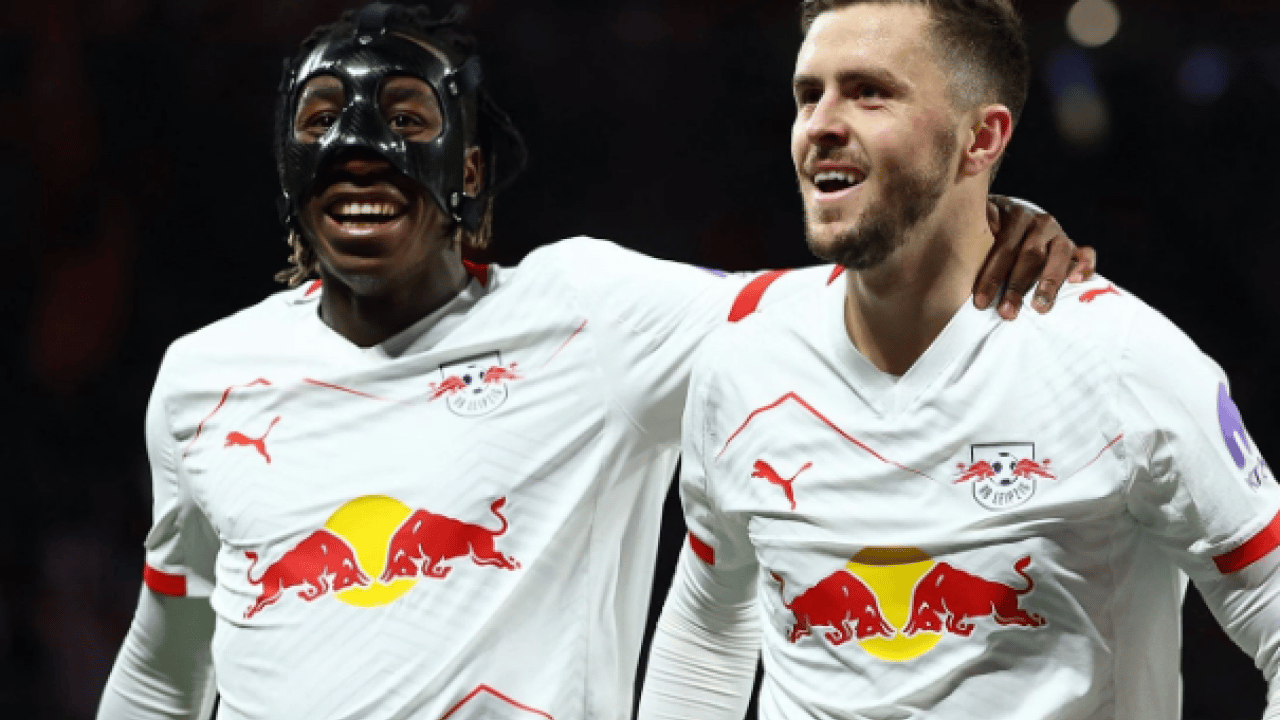 Foto - Milli futbolcu listeye girdi! Bundesliga'da ayın oyuncusu ödülünün adayları açıklandı