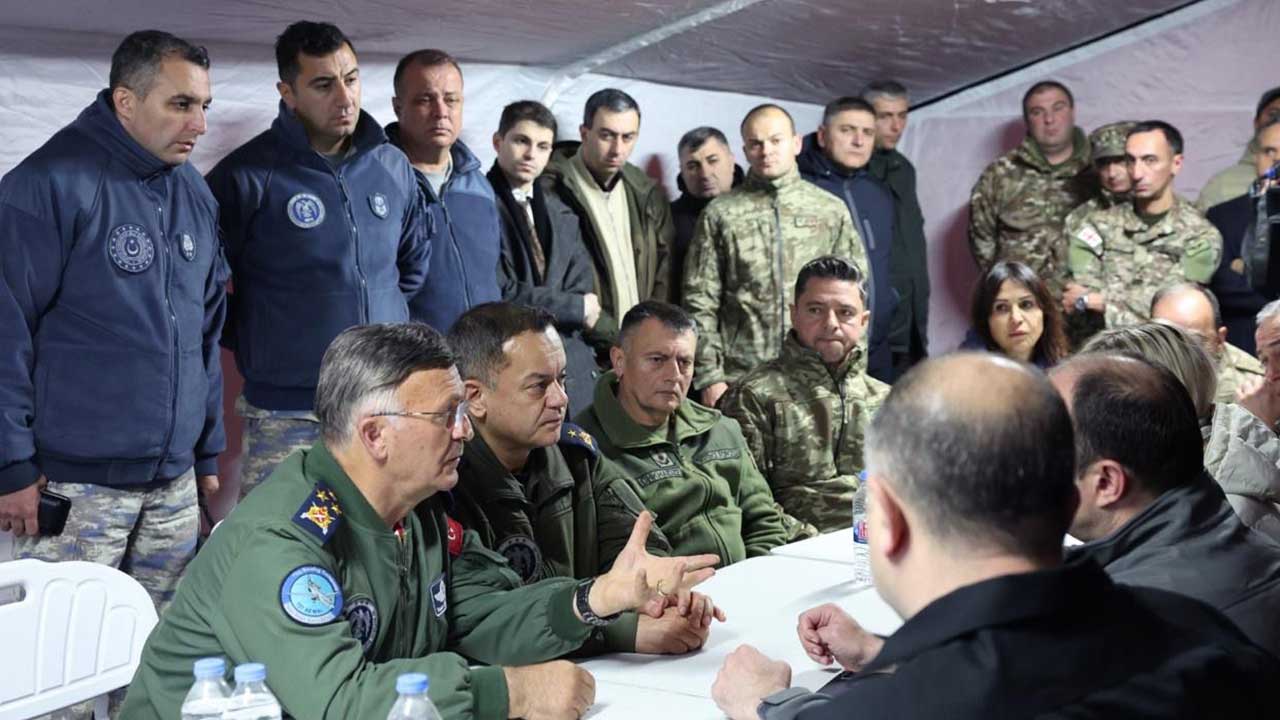 Foto - Milli Savunma Bakanlığı'ndan Gürcistan'da düşen uçakla ilgili flaş açıklama