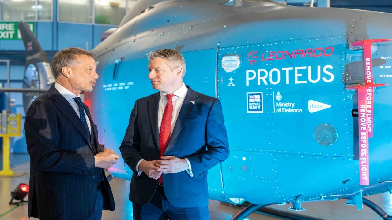 Foto - Milyar sterlinlik dev imza geldi! İngiltere, "Onlar bu işin ustası" deyip savunmasını Baykar’ın ortağına teslim etti