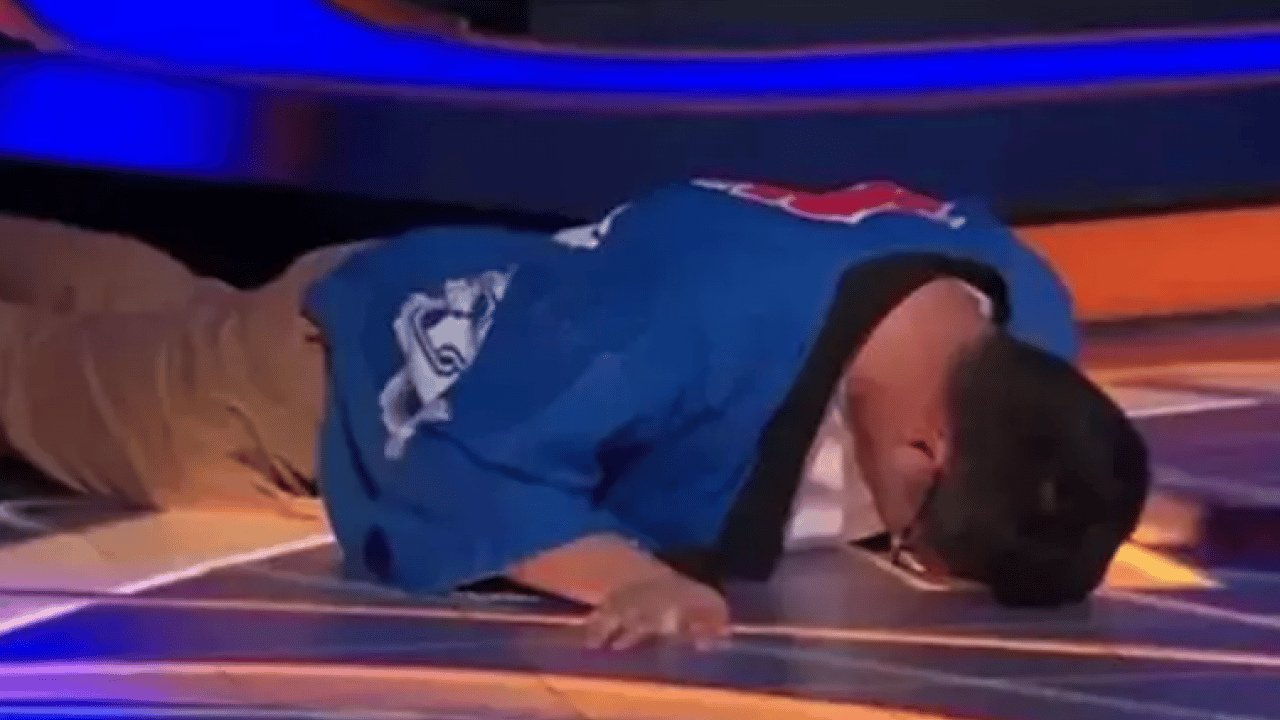 Foto - Milyoner'de ağızları açık bırakan anlar! Birden yere kapandı... Oktay Kaynarca şaştı kaldı