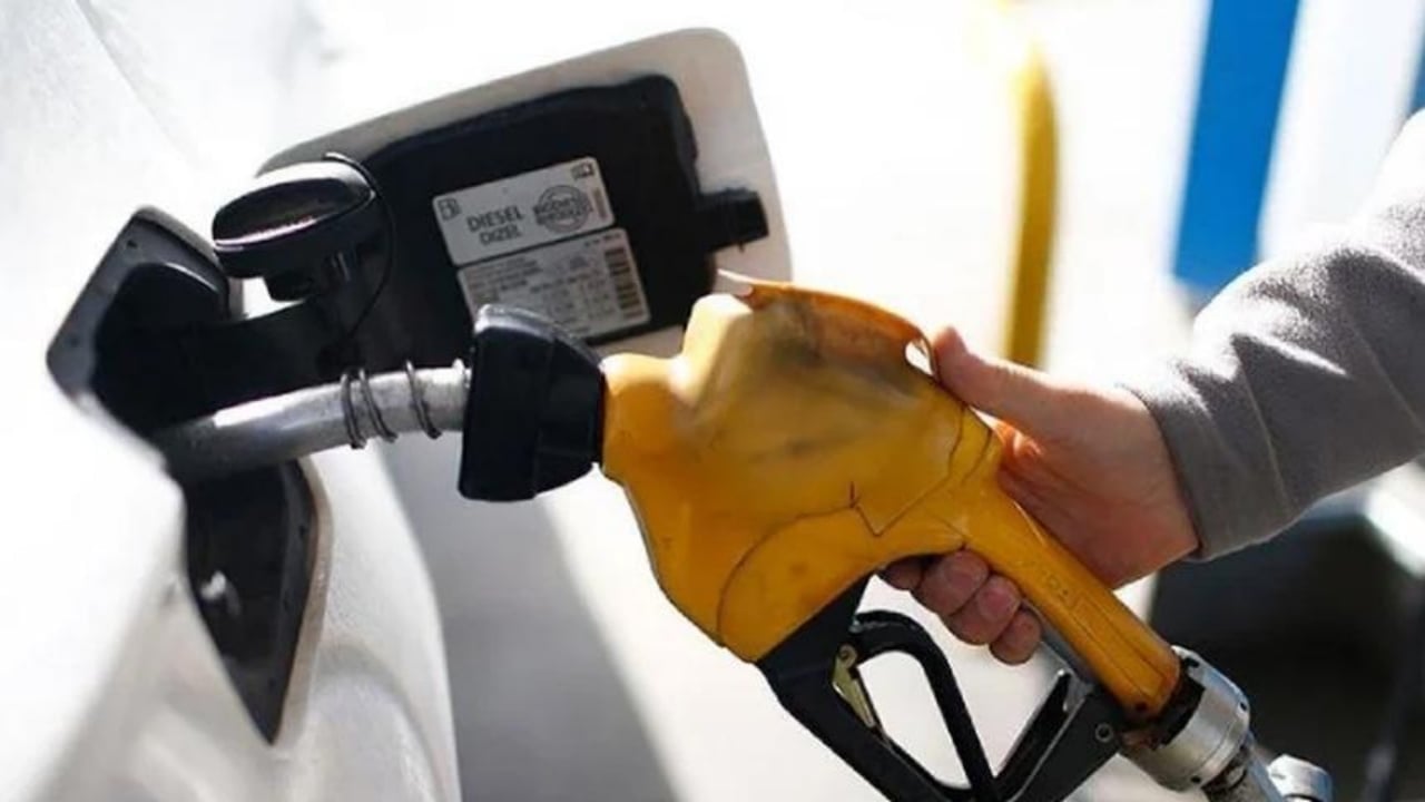 Foto - Milyonlar havalara uçmuştu! Benzeri görülmemiş akaryakıt indirimiyle ilgili flaş gelişme