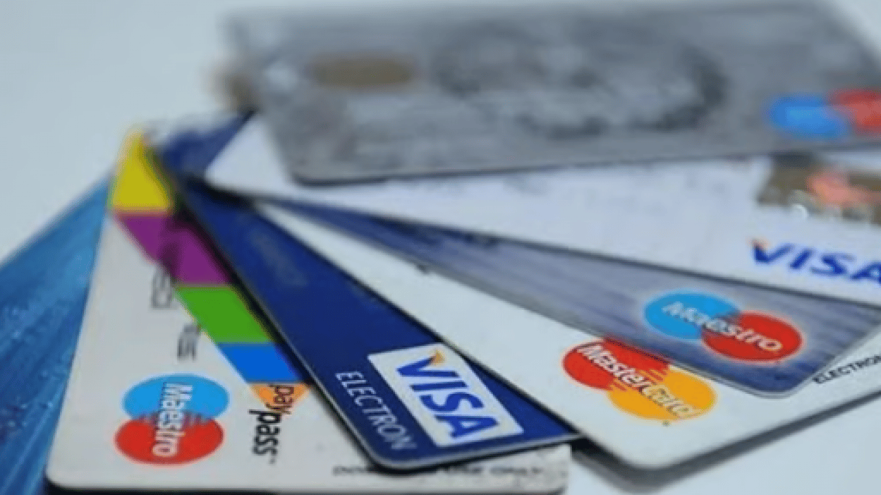 Foto - Milyonlarca kişi merakla bekliyordu: Kredi kartı kararı askıya alındı!