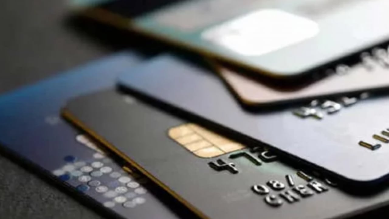 Foto - Milyonlarca kişi merakla bekliyordu: Kredi kartı kararı askıya alındı!