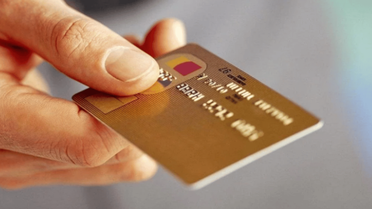 Foto - Milyonlarca kişi merakla bekliyordu: Kredi kartı kararı askıya alındı!