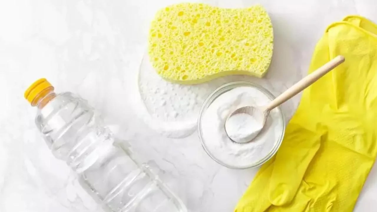 Foto - Milyonlarca kişinin talep ettiği çamaşır suyu: İki temizlik ürünü çatışıyor, ilgili sonucu açıklandı! Bakın neymiş