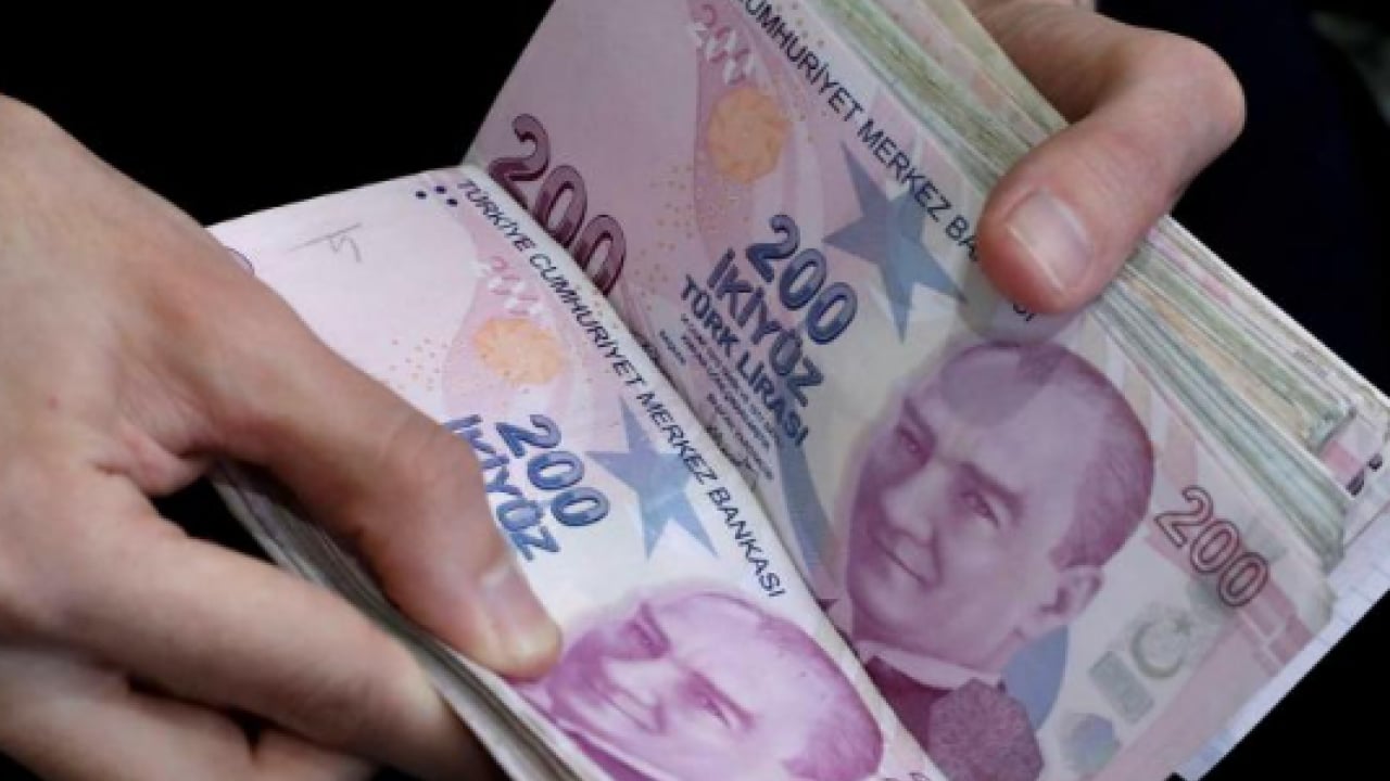 Milyonlarca kişiyi ilgilendiriyor! Asgari ücrete ara zam yapılacak mı?