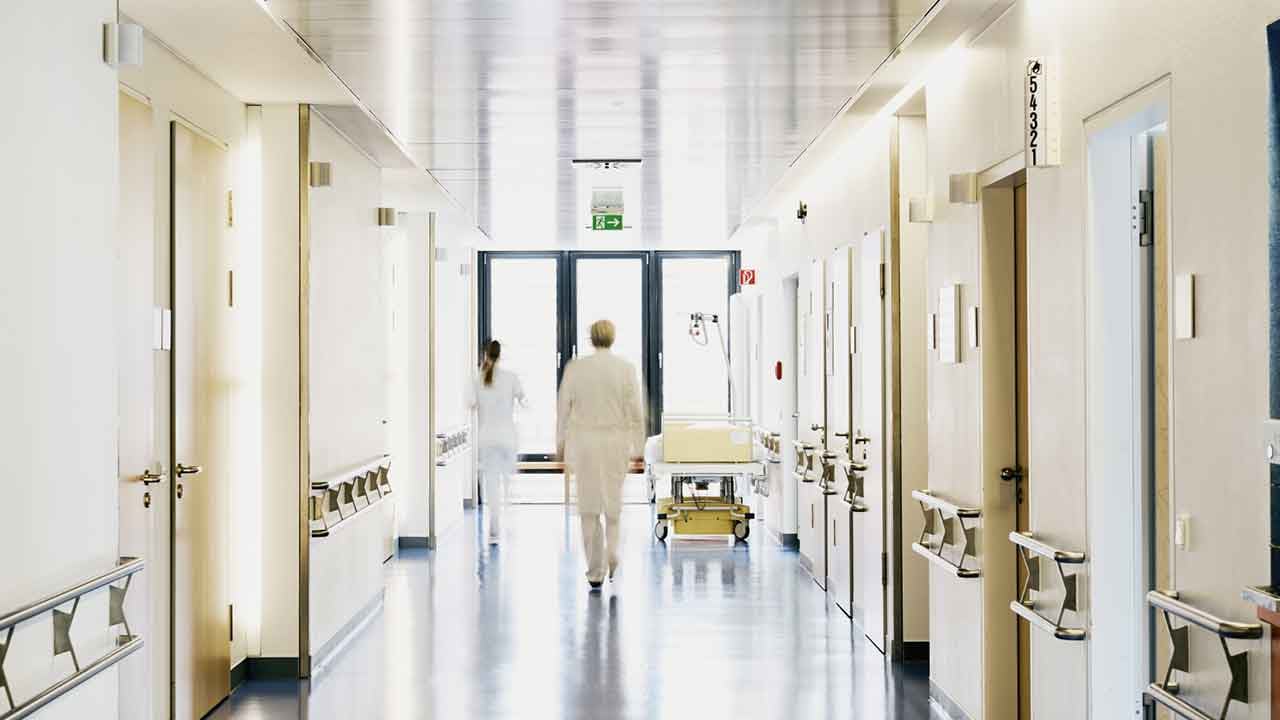 Foto - Milyonlarca Türk etkilenecek: Hastaneler peş peşe iflas etti