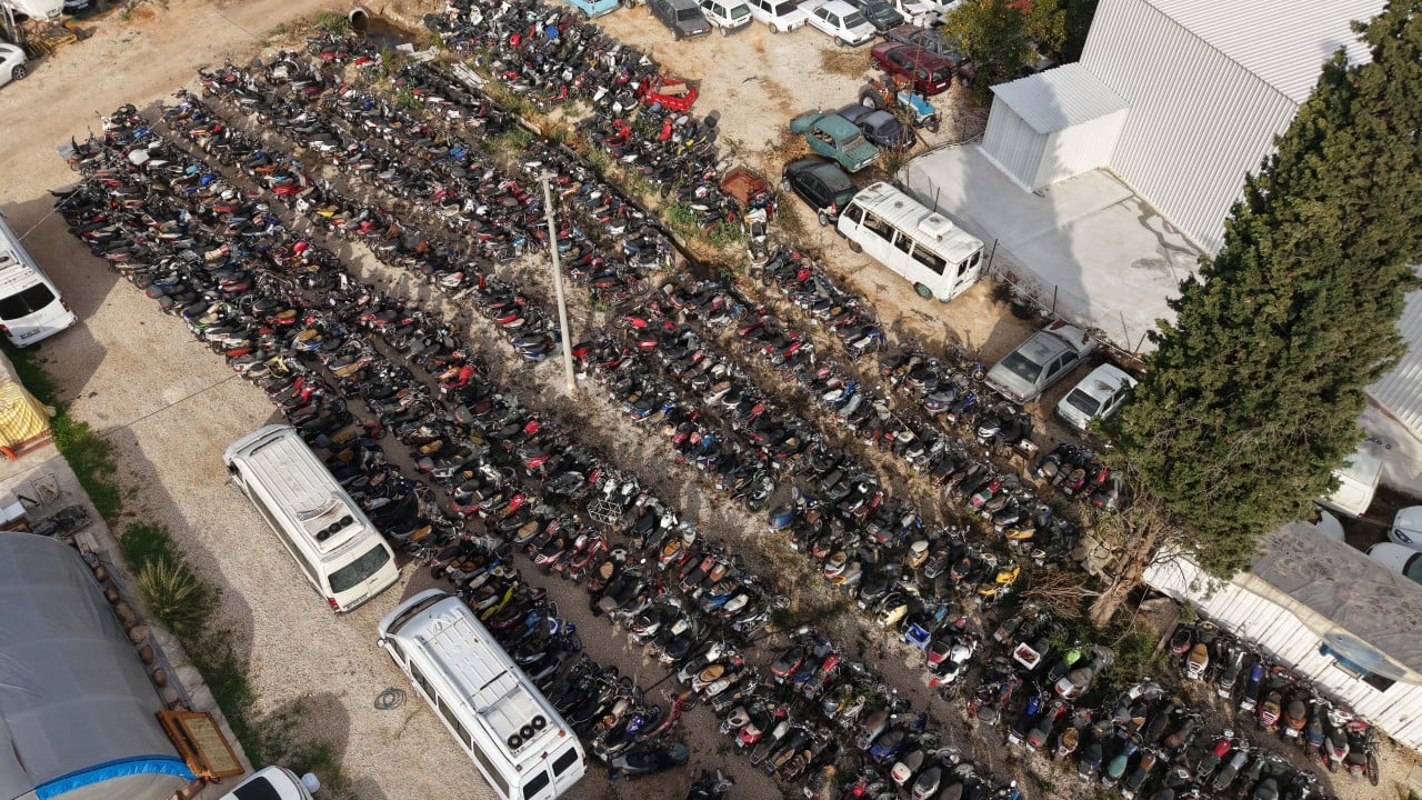 Foto - Milyonluk servet çürüyor! Yediemin otoparkı ‘araç mezarlığı’na döndü