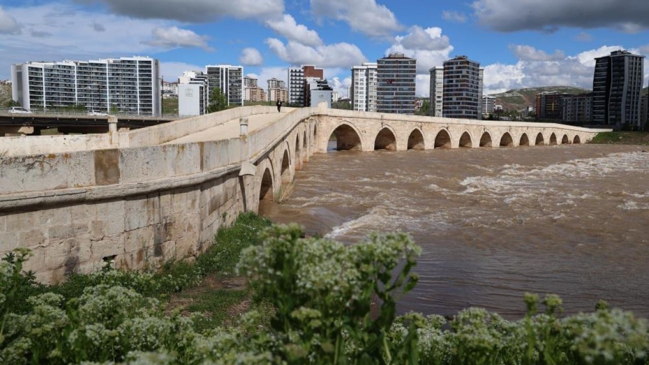 Foto - Modernler bir bir yıkıldı! Selçuklu’nunki 8 asırdır hala ayakta