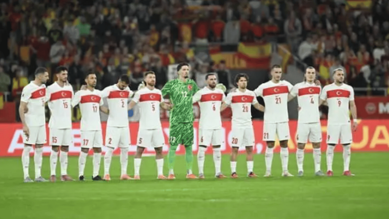 Foto - Montella tercihini yaptı! Milli takımda yer almayacak isimler dikkat çekti!