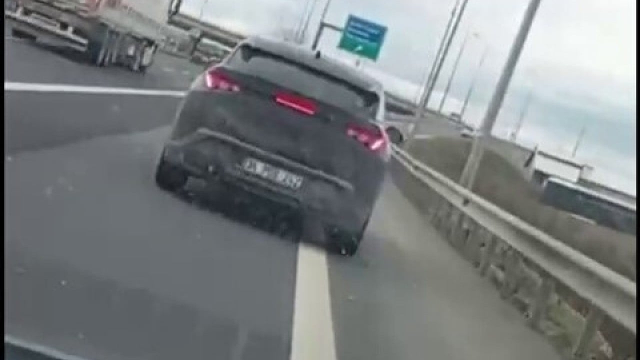 Motor hariç aracın her yerinden düzensiz göçmen çıktı