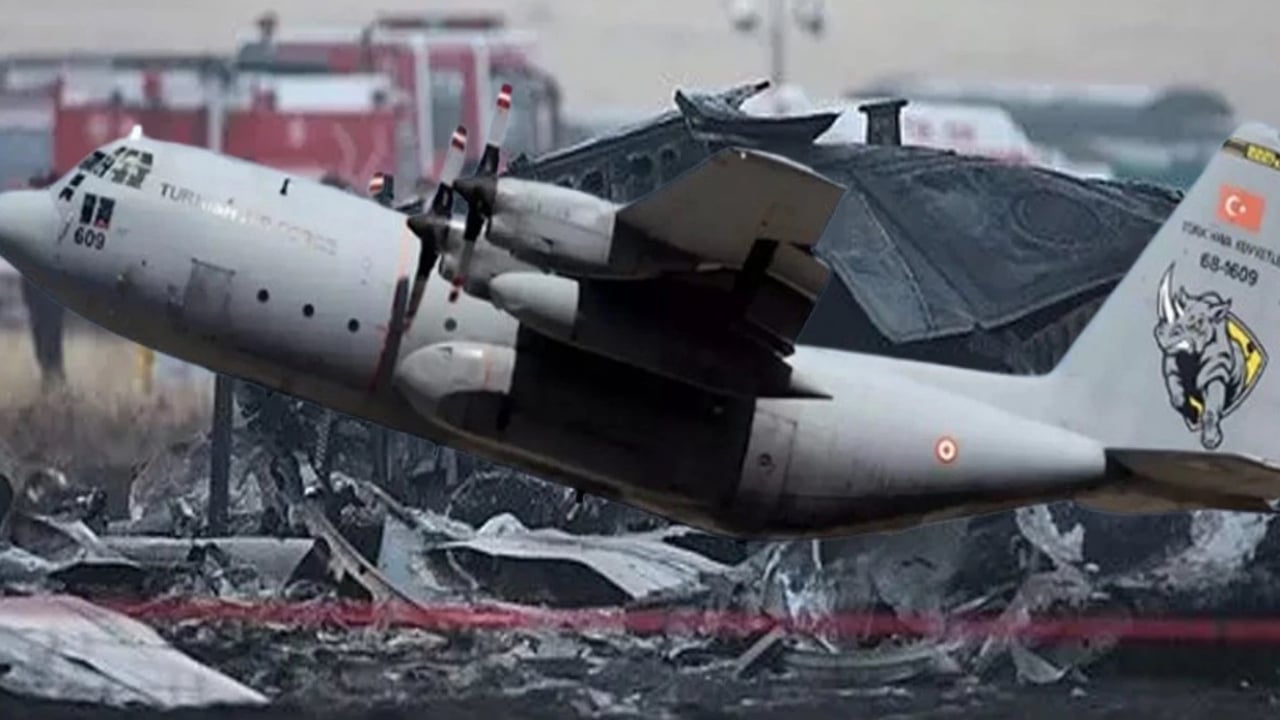 Foto - MSB’den Yunanistan’a "C-130" mesajı! Şehitlerimizin fotoğrafıyla yapılan hadsiz paylaşıma cevap gecikmedi