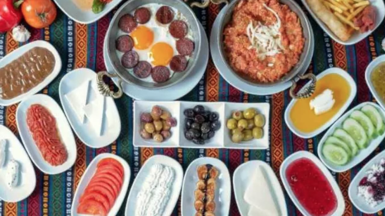 Foto - Mucizevi besinler deniliyor oysa ki... Aç karna yemeyin! Uzmanlar sabahları özellikle...