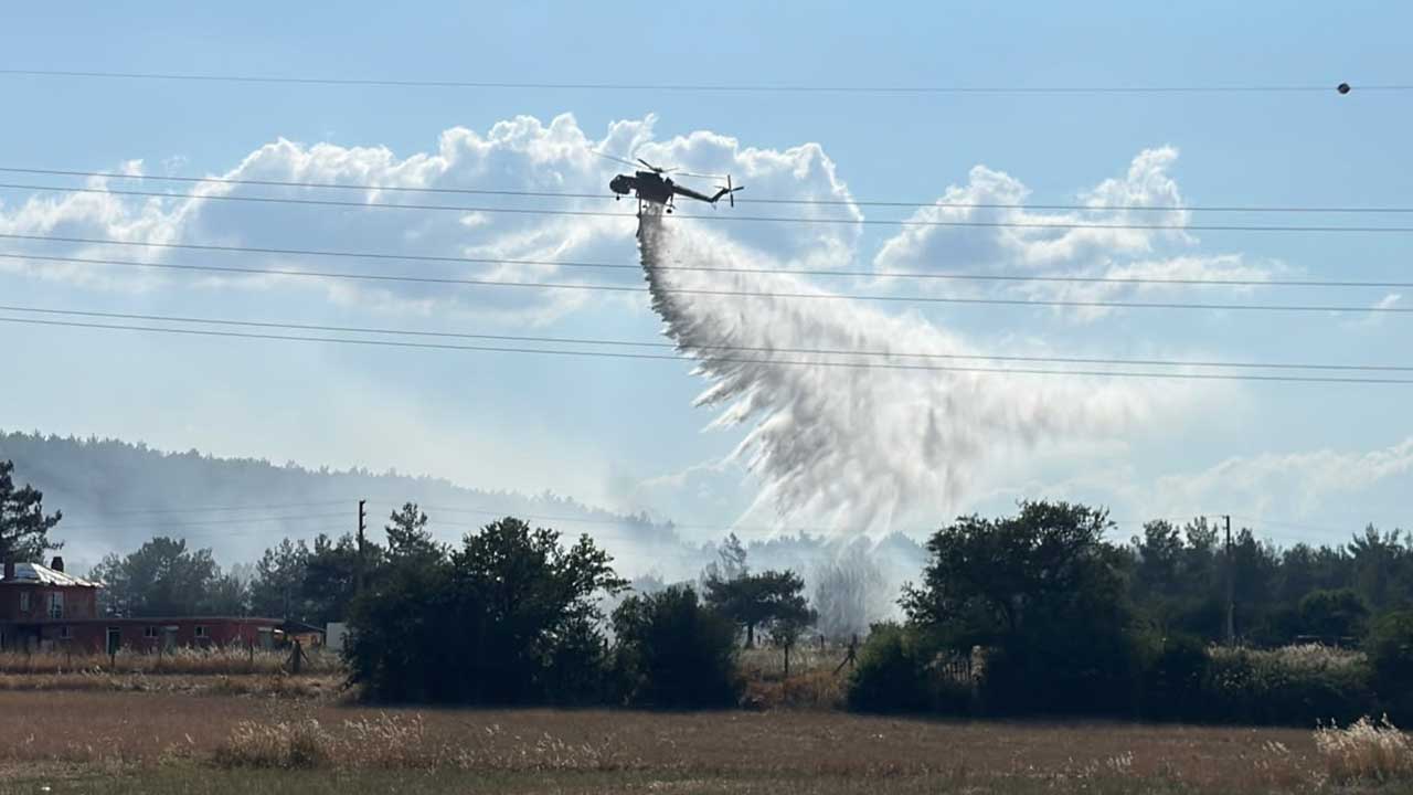 Foto - Muğla'da orman yangını! 10 helikopter ve 4 uçak havalandı